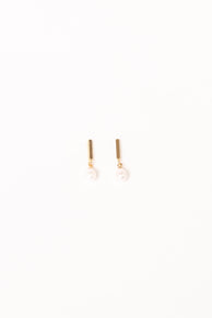 Calista Earrings - Gold/Pearl